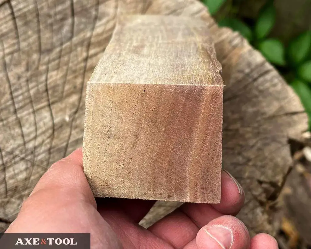 Black walnut grain orientation for a hatchet handle